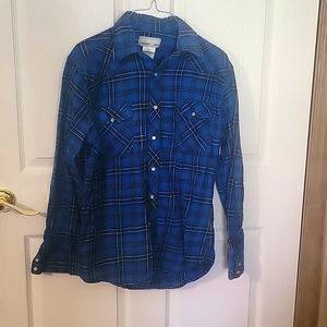 Juniors wrangler blue plaid shirt